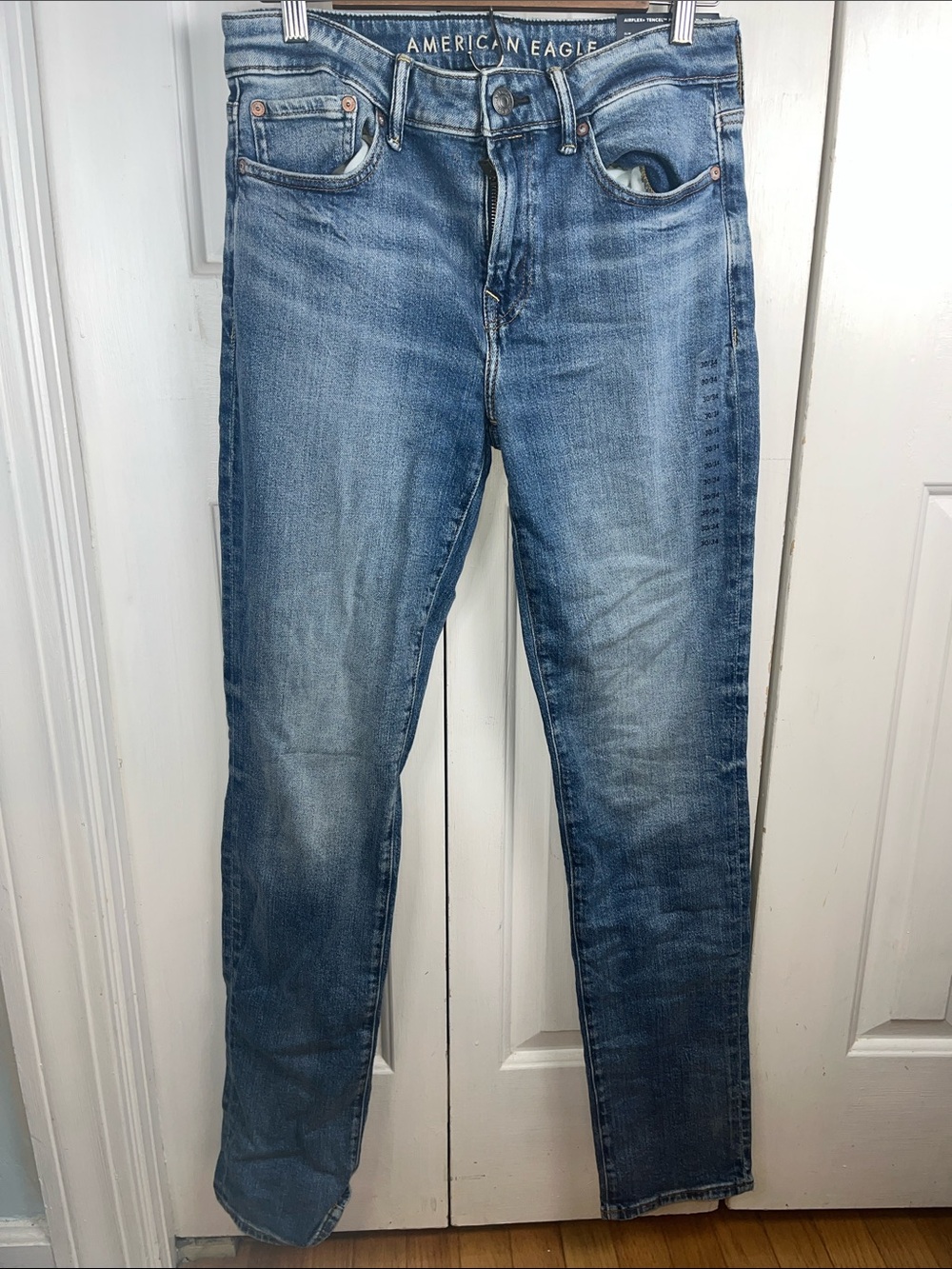 NWT 30/34 Slim American Eagle Outfitters Men’s Light Blue Airflex Jeans #7264